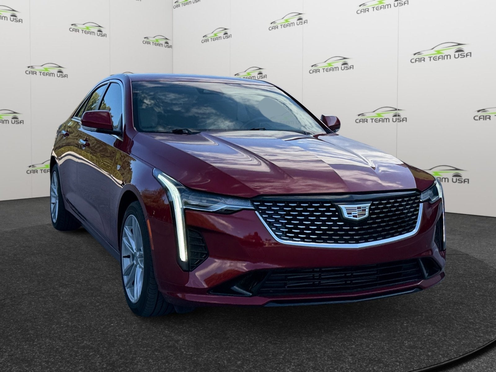 2023 Cadillac CT4 Luxury