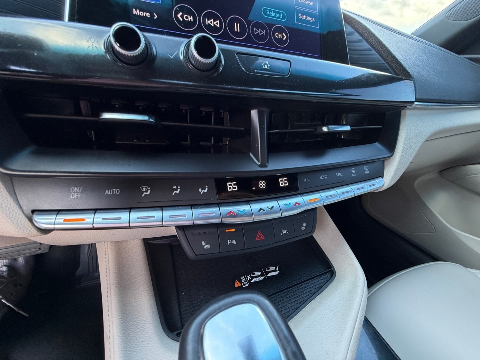 2023 Cadillac CT4 Luxury