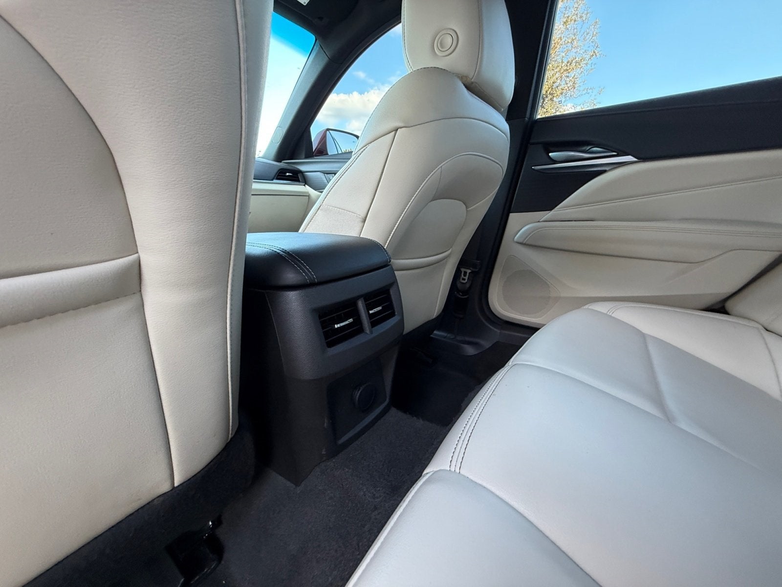 2023 Cadillac CT4 Luxury