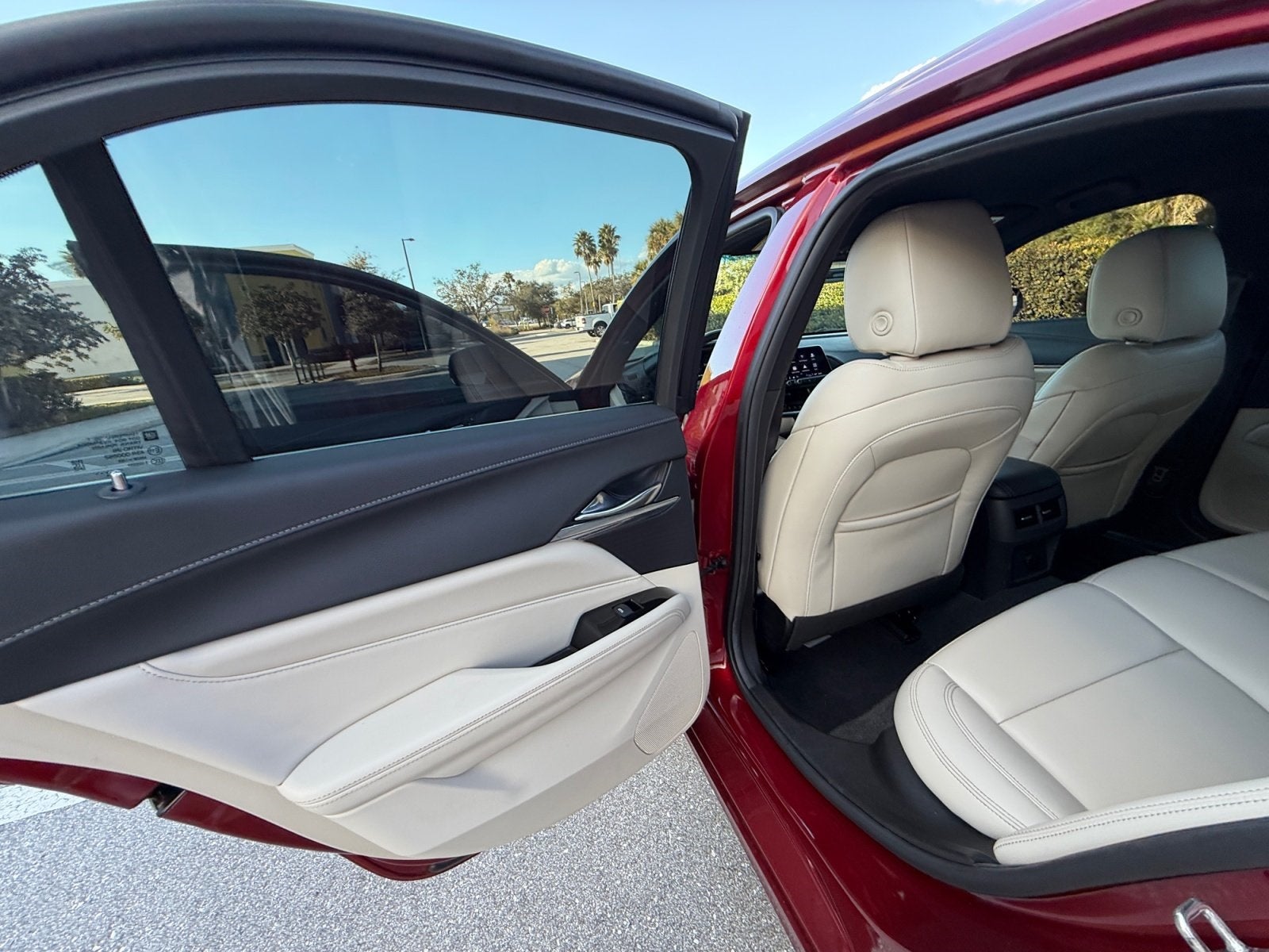 2023 Cadillac CT4 Luxury