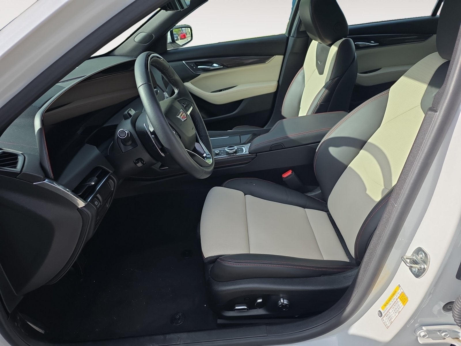 2025 Cadillac CT5 Sport