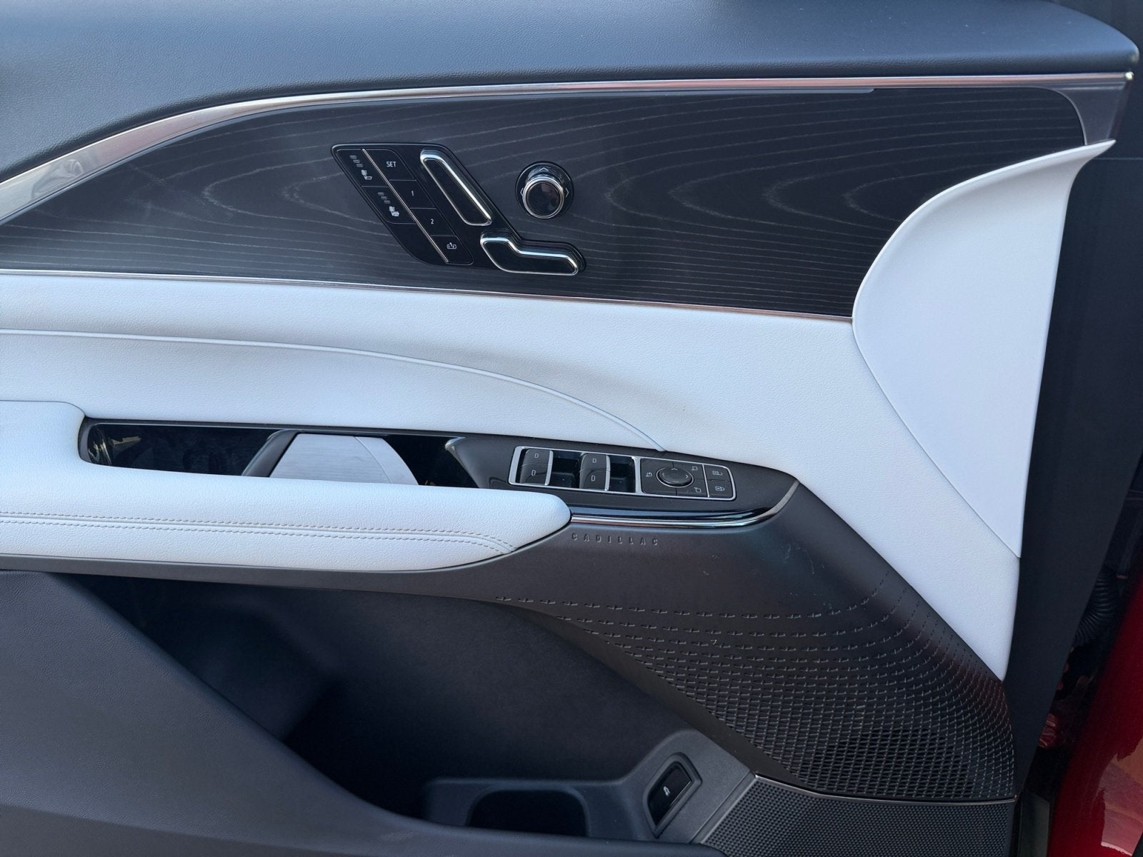 2024 Cadillac LYRIQ Luxury