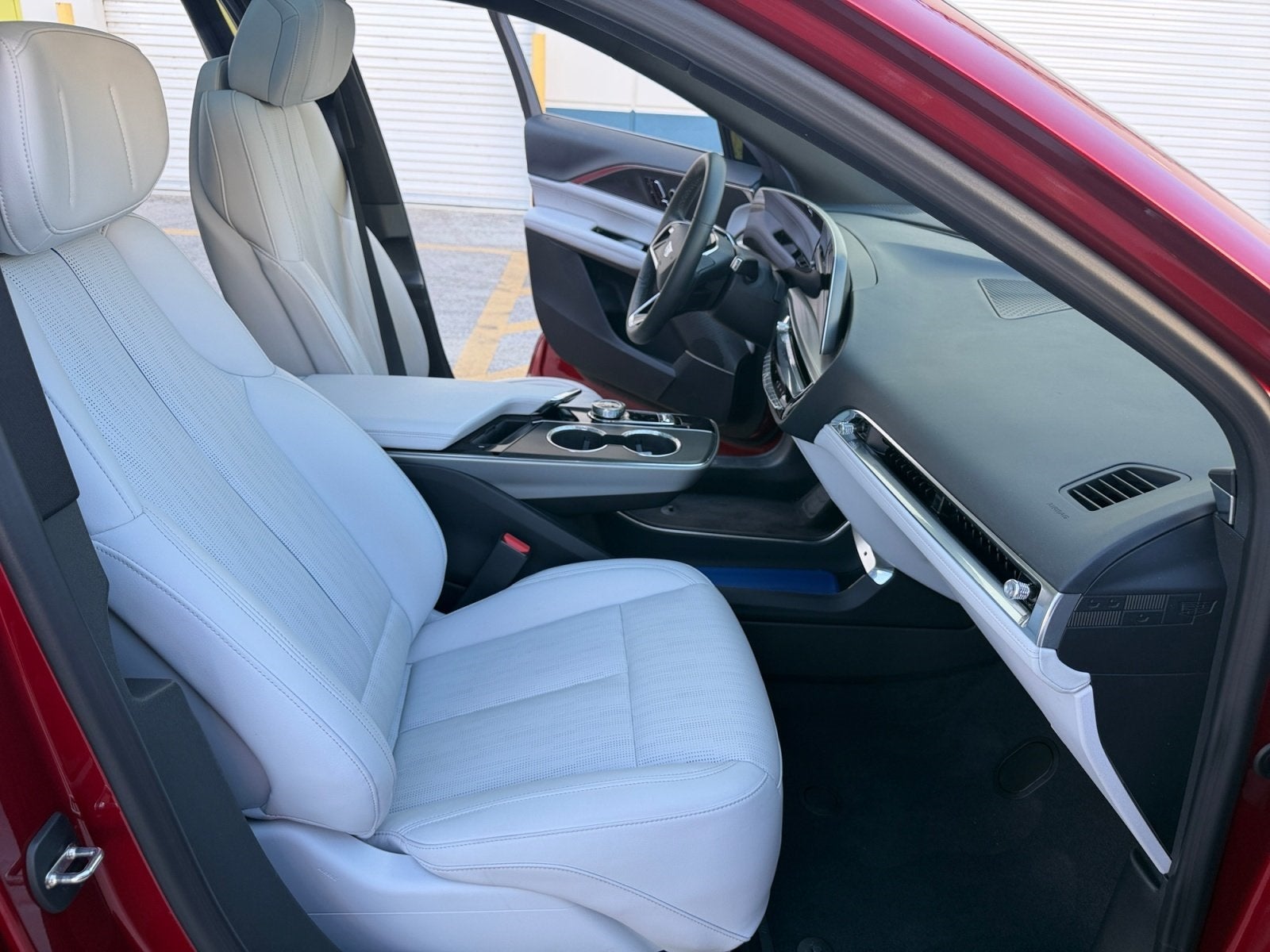 2024 Cadillac LYRIQ Luxury