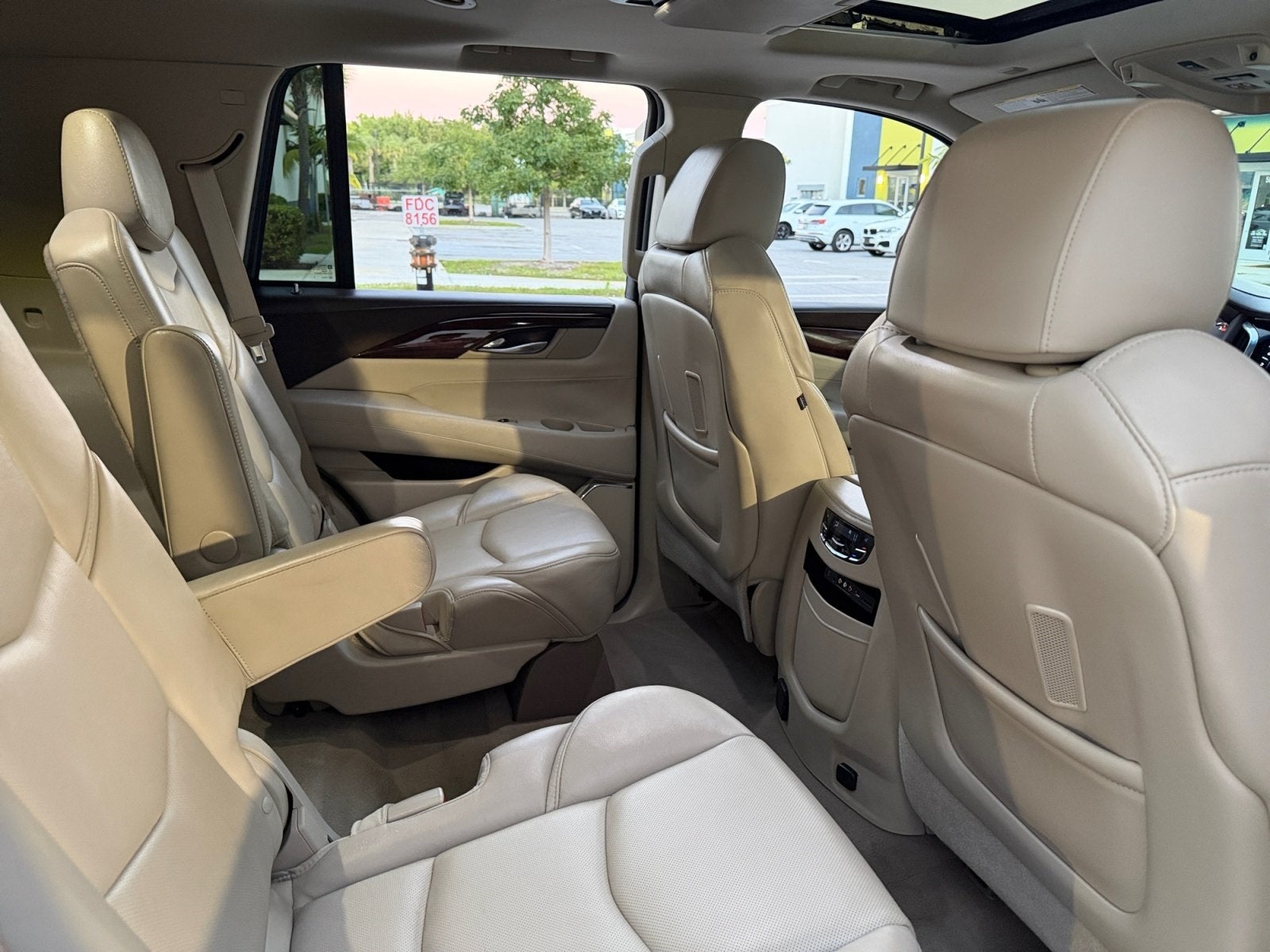 2016 Cadillac Escalade Premium