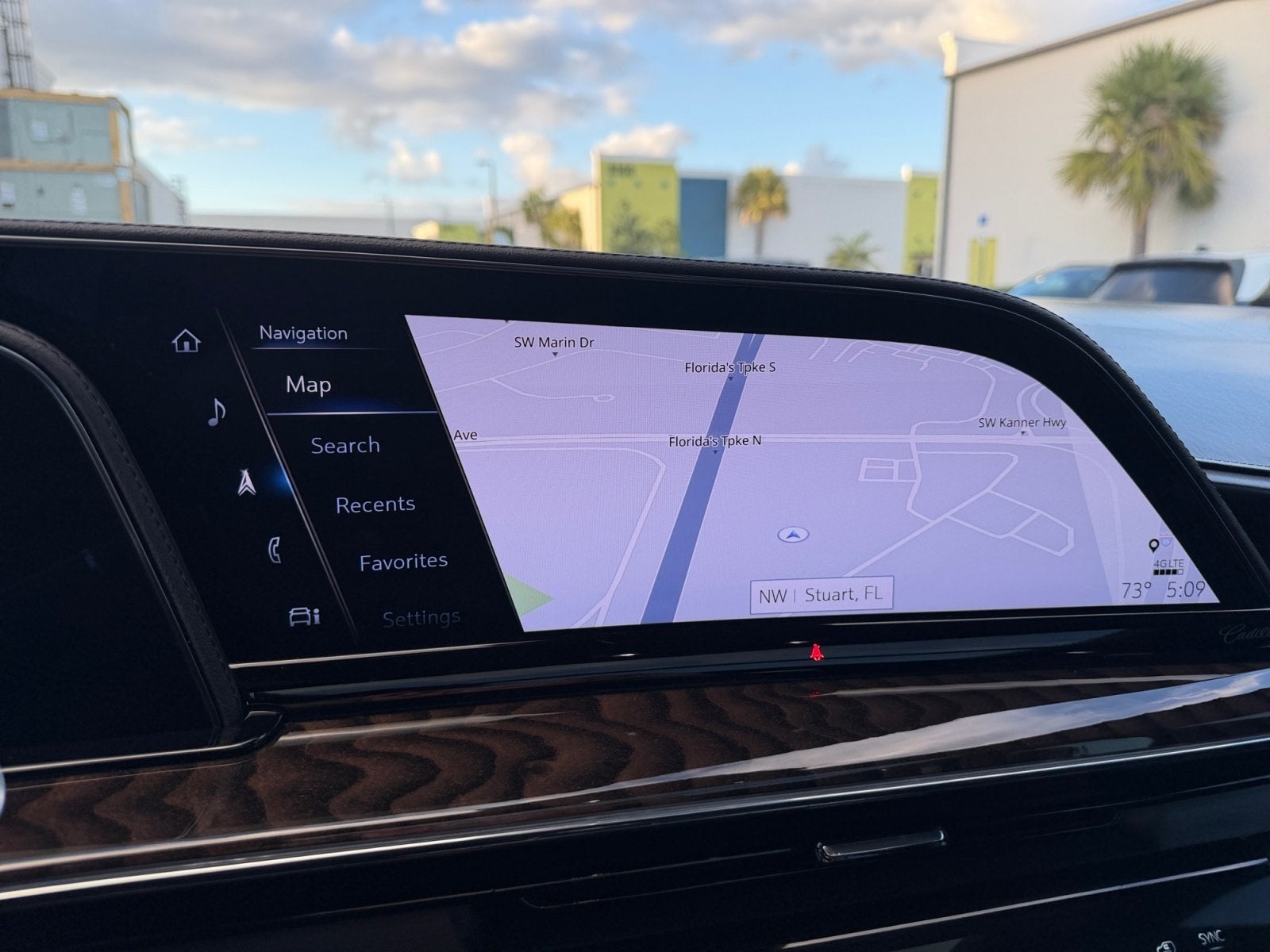 2023 Cadillac Escalade Sport Platinum