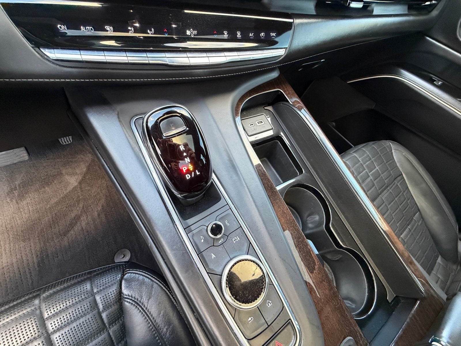 2023 Cadillac Escalade Sport Platinum