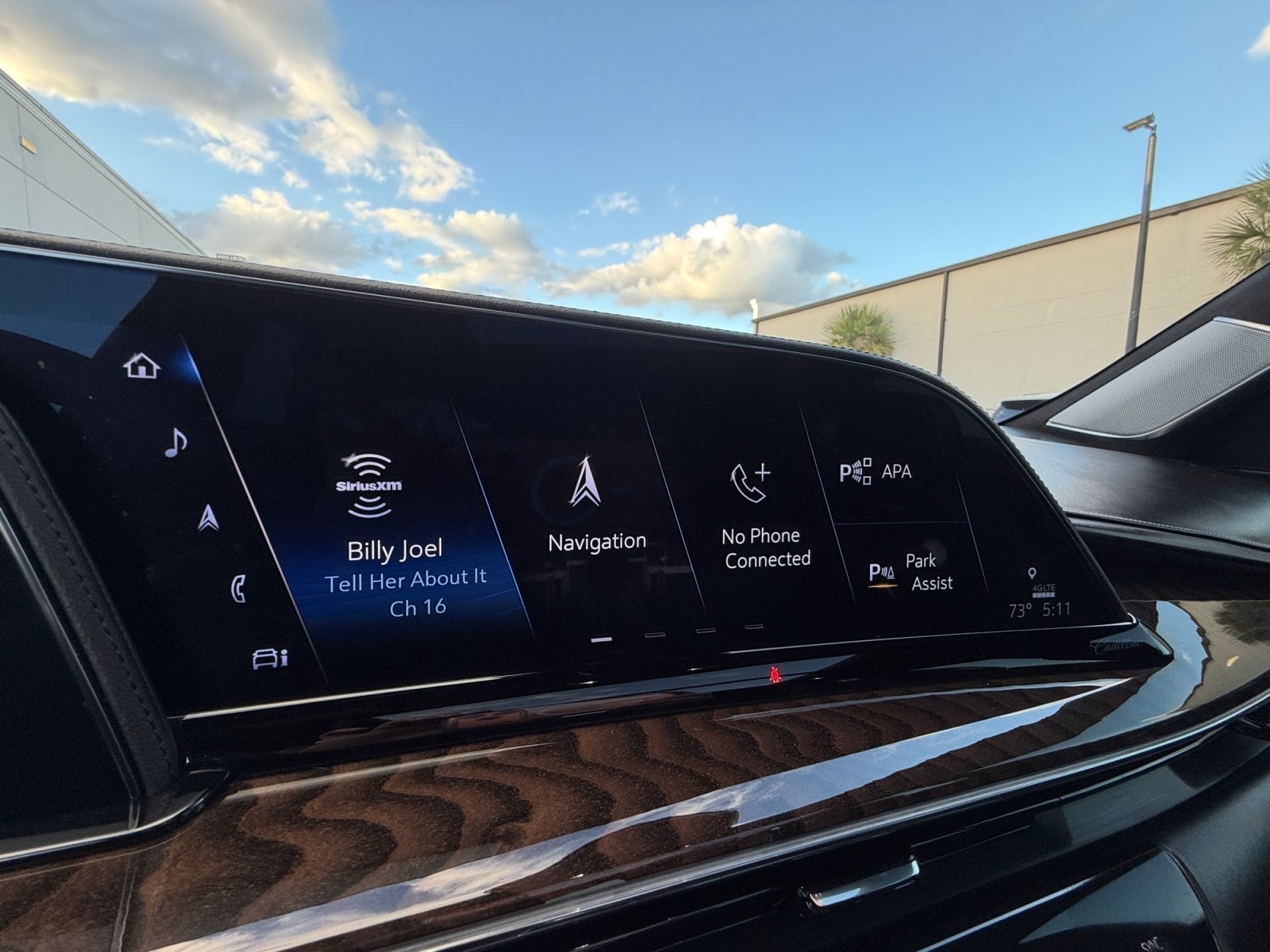 2023 Cadillac Escalade Sport Platinum