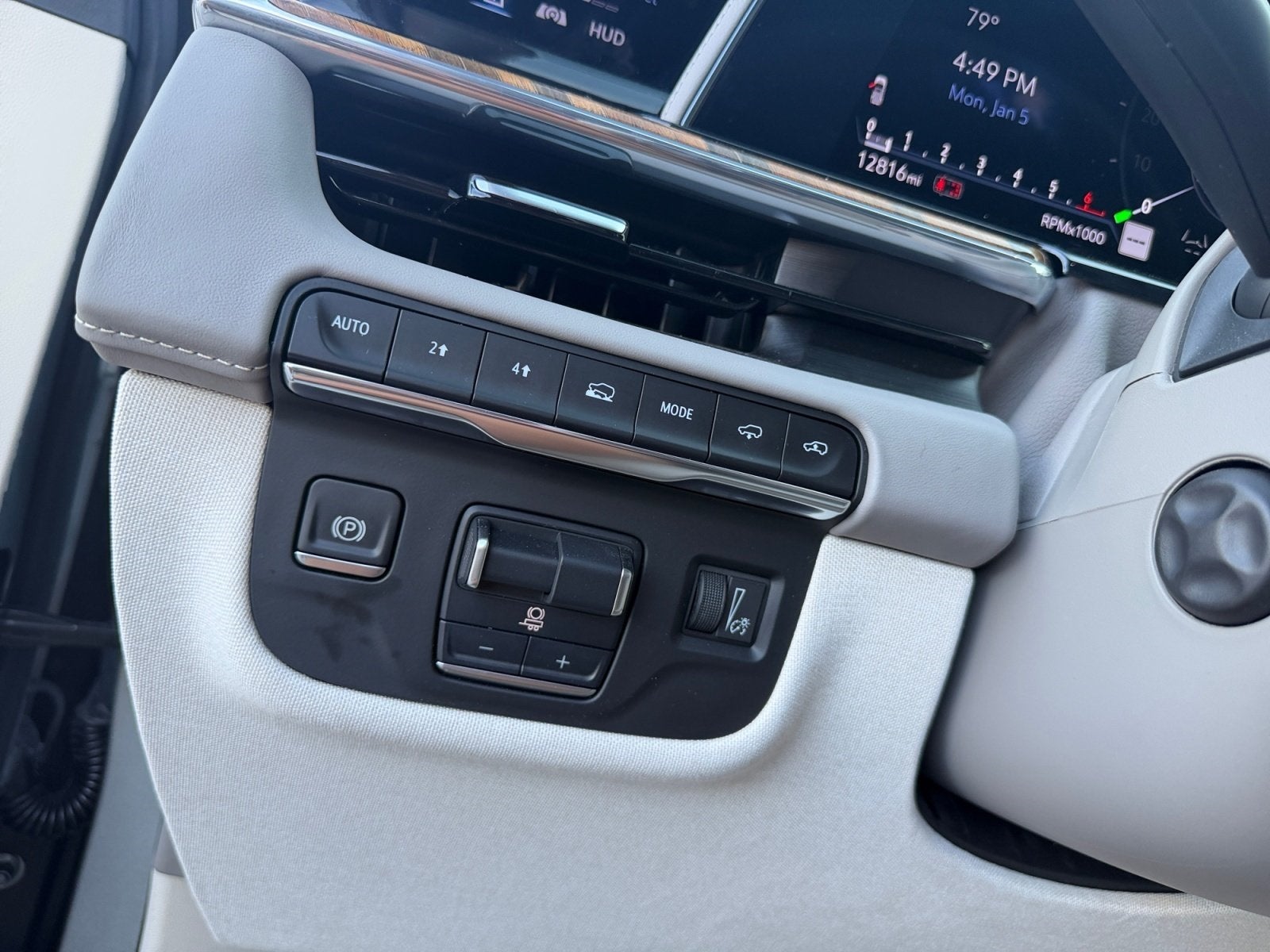 2024 Cadillac Escalade Premium Luxury Platinum