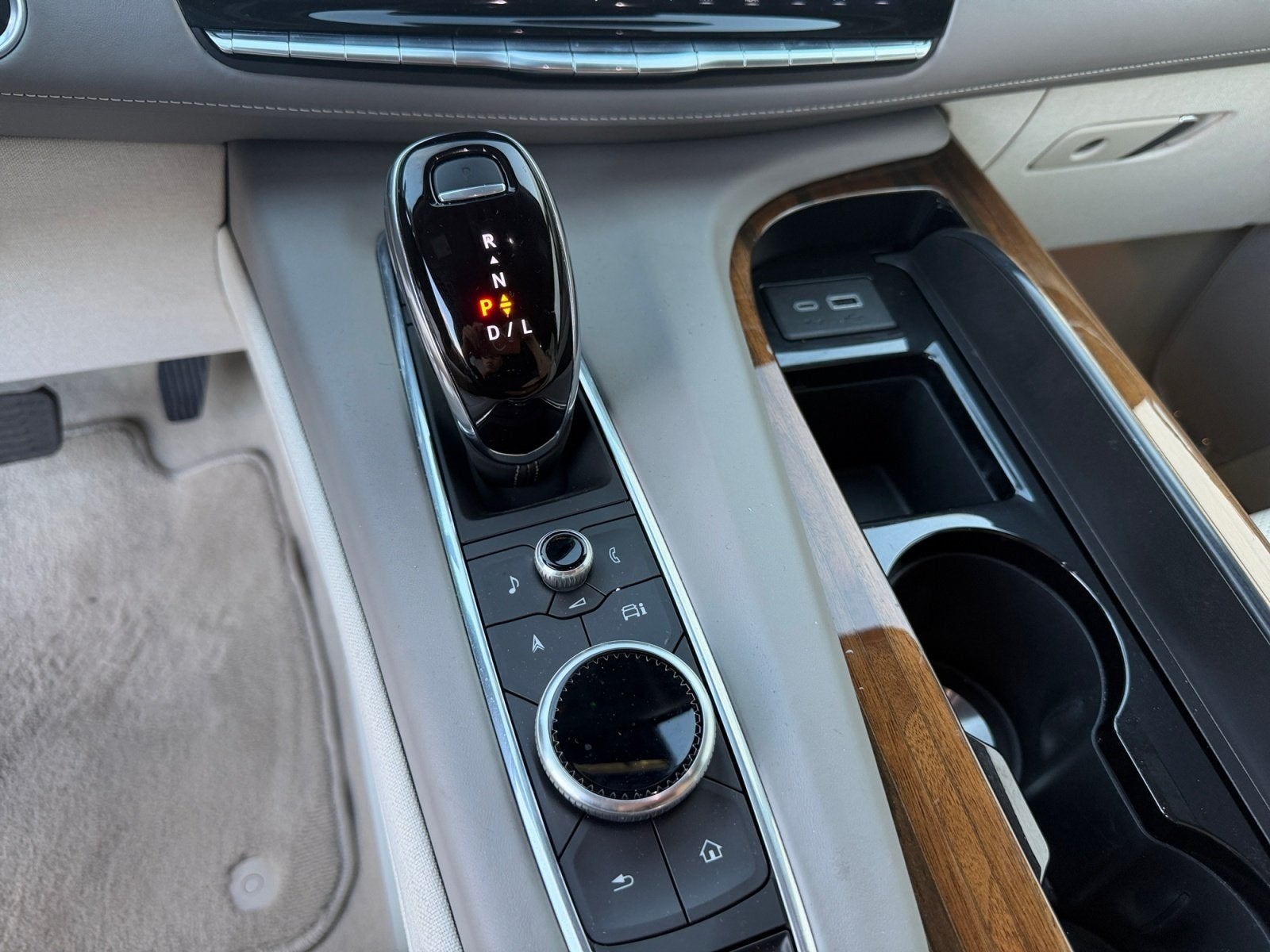 2024 Cadillac Escalade Premium Luxury Platinum