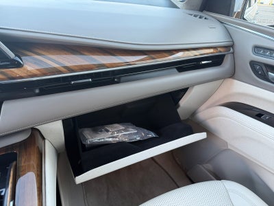 2024 Cadillac Escalade Premium Luxury Platinum