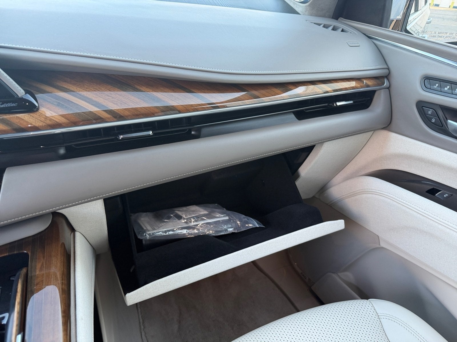 2024 Cadillac Escalade Premium Luxury Platinum