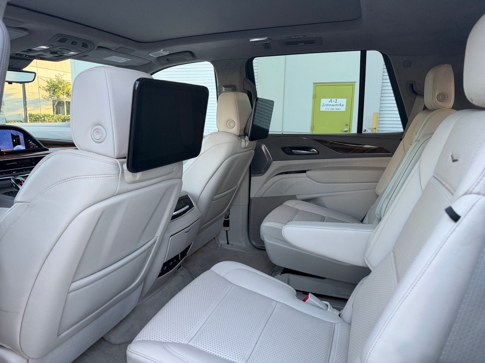 2024 Cadillac Escalade Premium Luxury Platinum