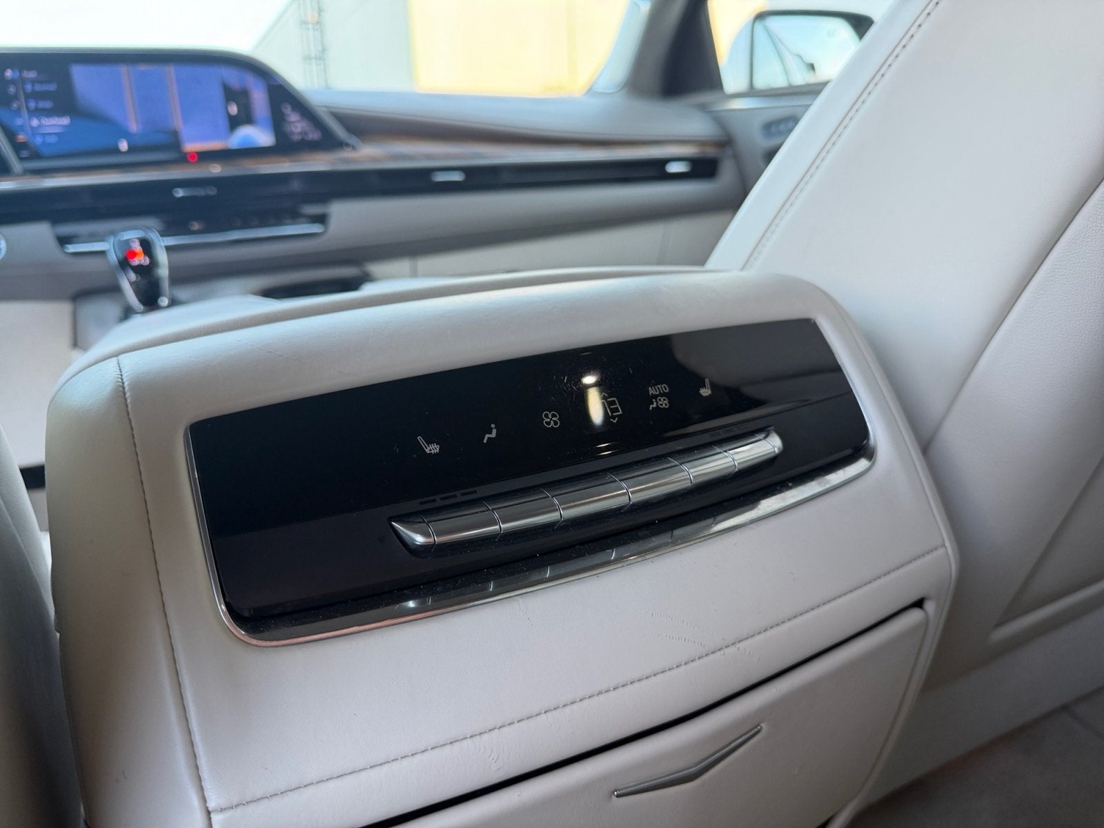 2024 Cadillac Escalade Premium Luxury Platinum