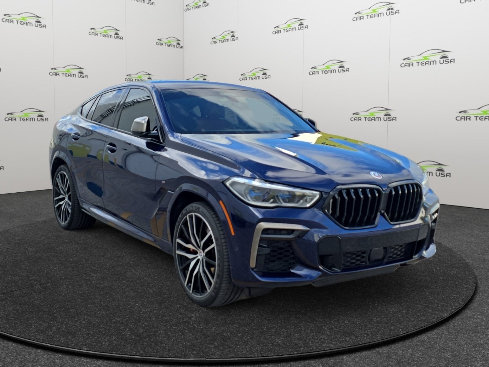 2023 BMW X6 M50i