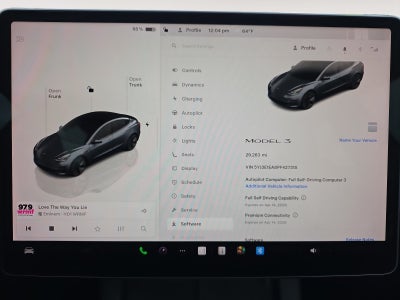 2023 Tesla Model 3 Base