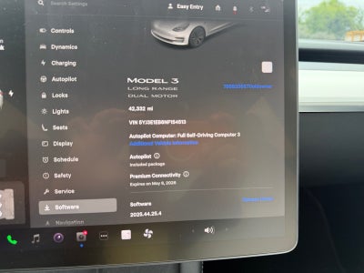 2022 Tesla Model 3 Long Range