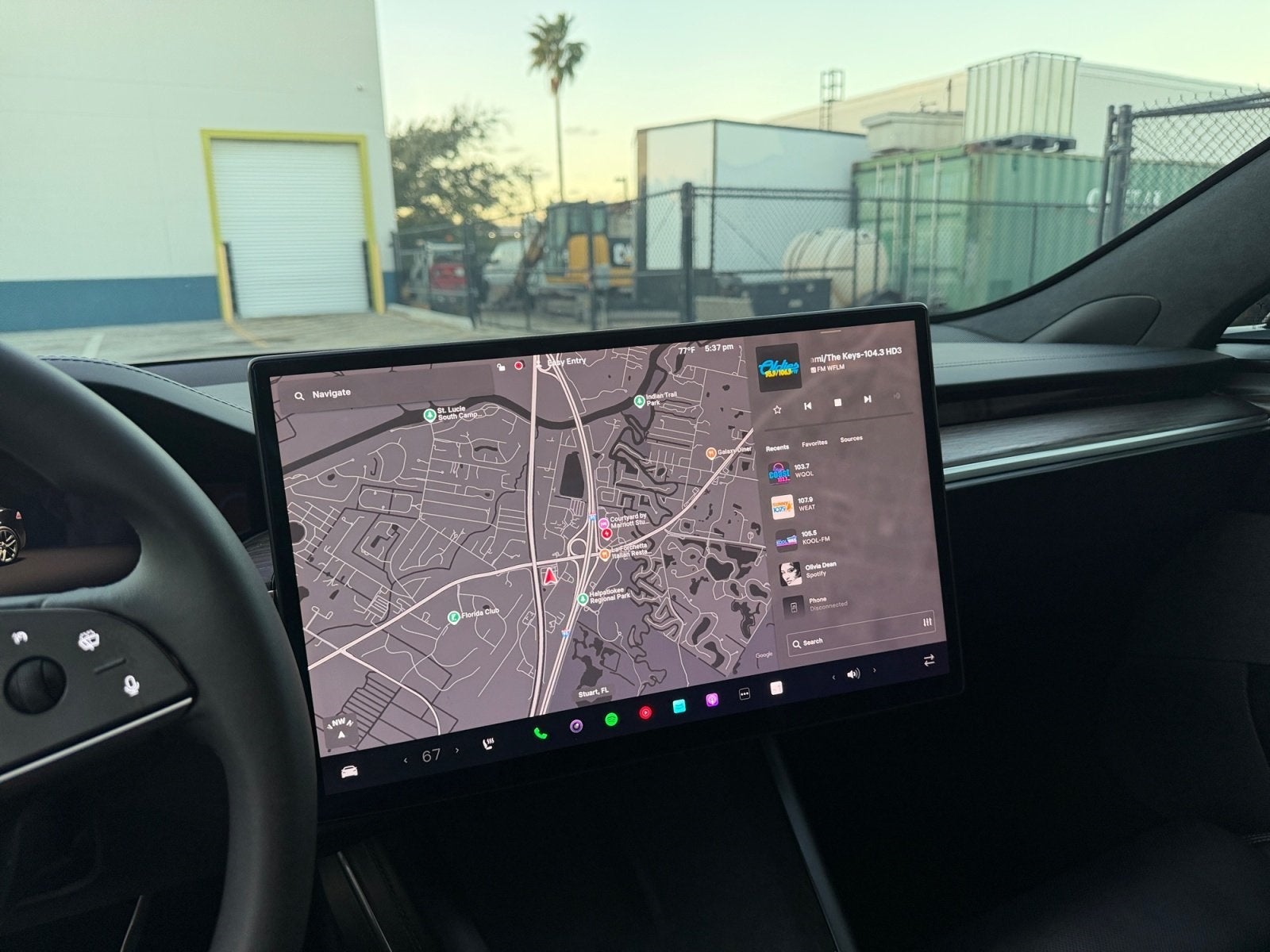 2022 Tesla Model S Base