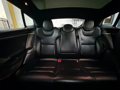 2022 Tesla Model S Base