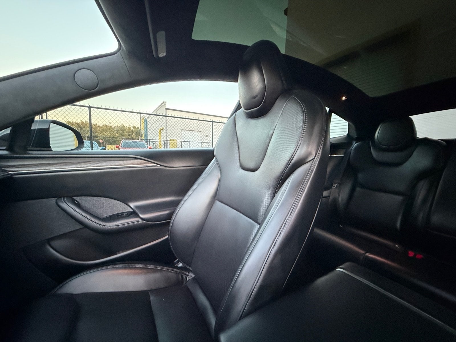 2022 Tesla Model S Base