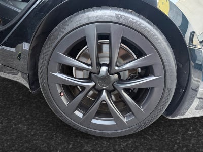 2022 Tesla Model S Base