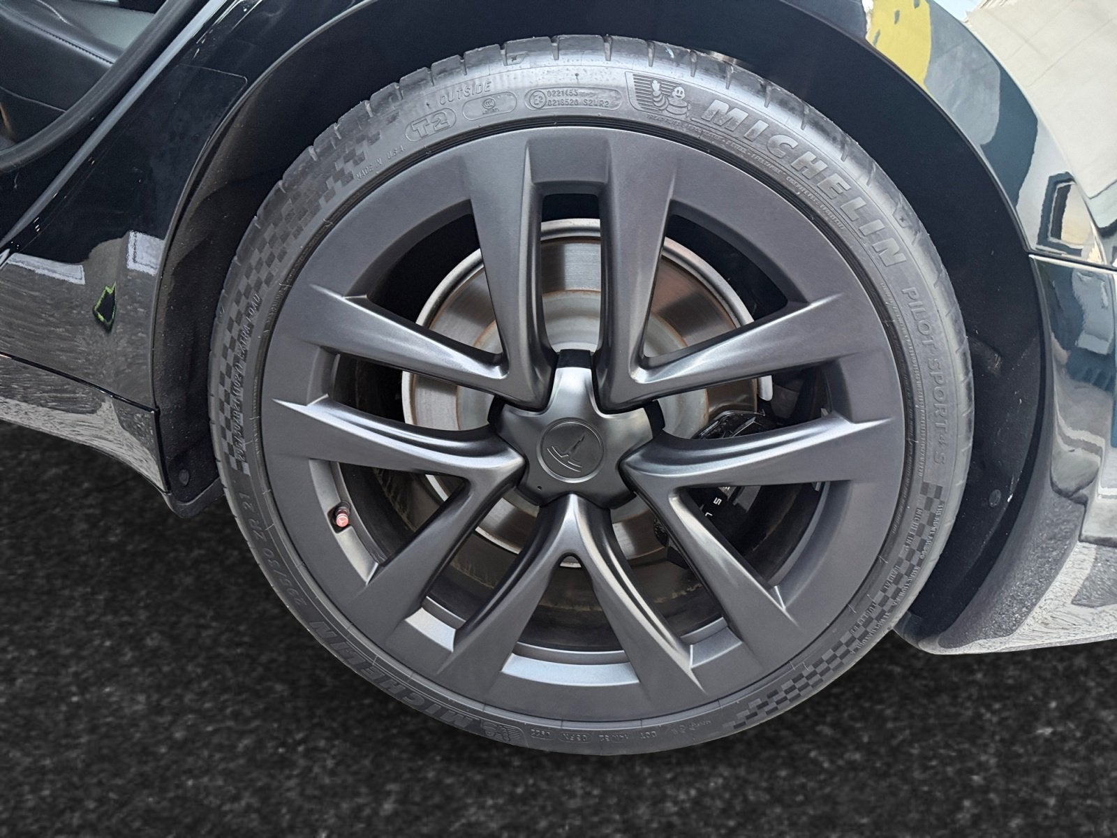 2022 Tesla Model S Base