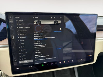 2022 Tesla Model S Base