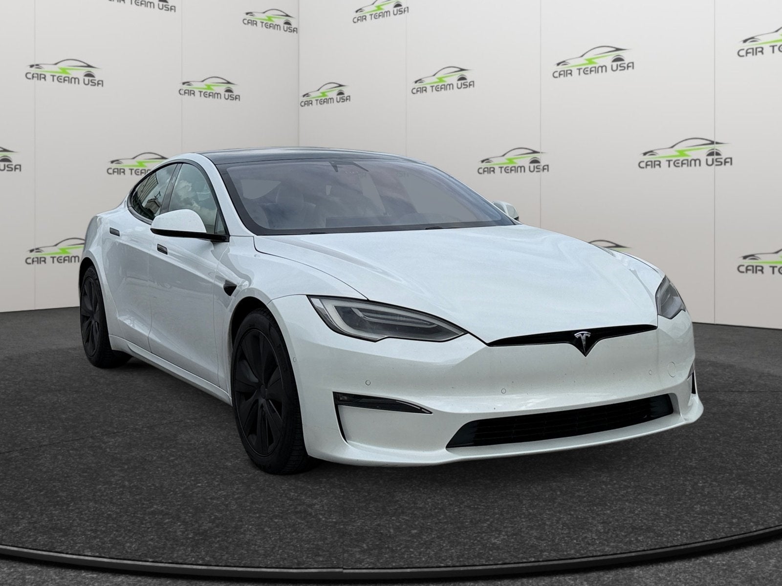 2022 Tesla Model S Base