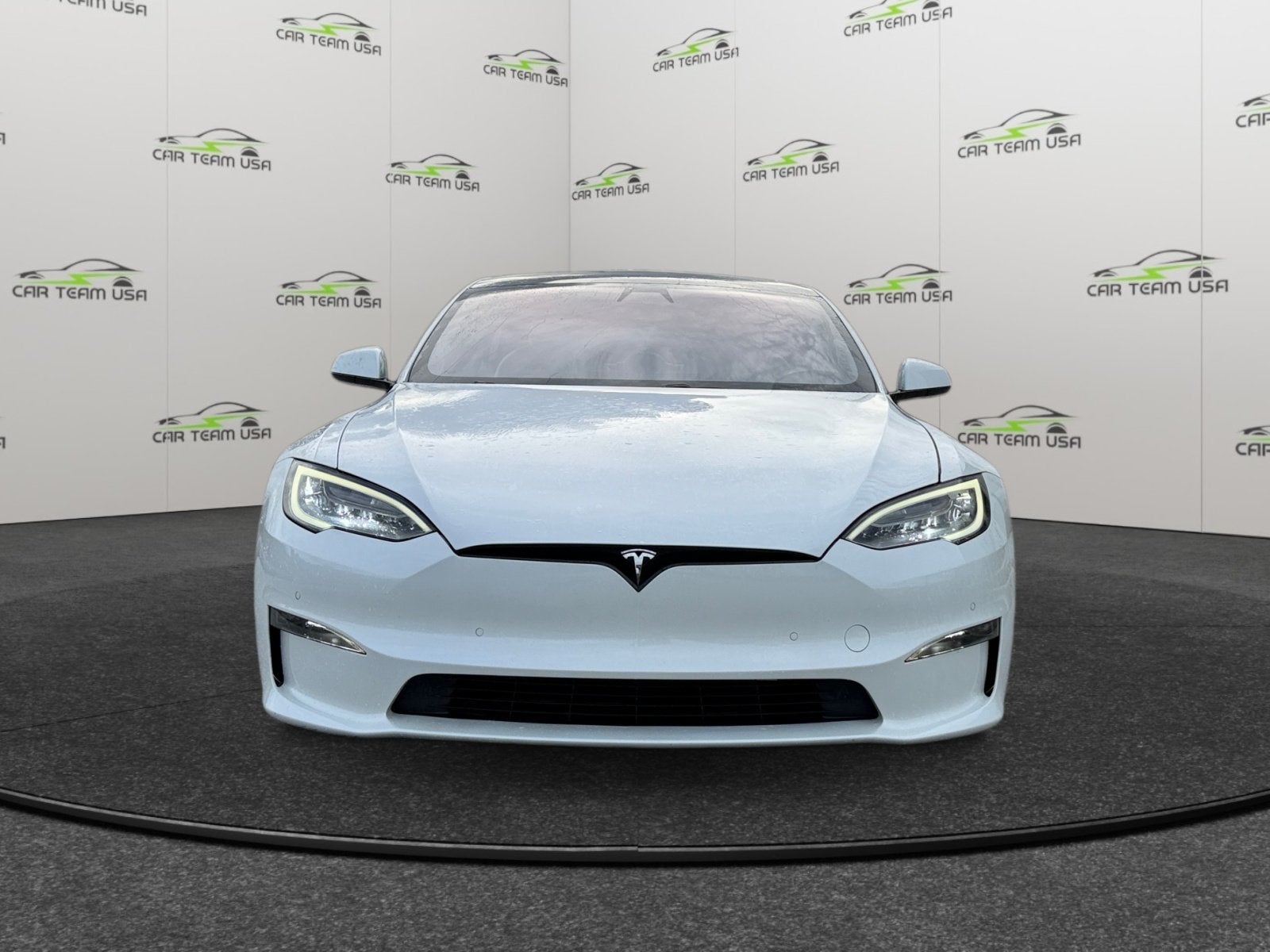 2022 Tesla Model S Base