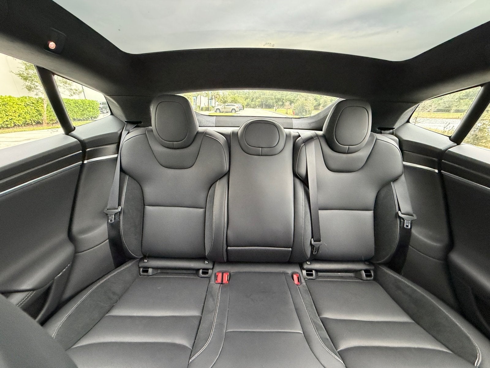 2024 Tesla Model S Plaid