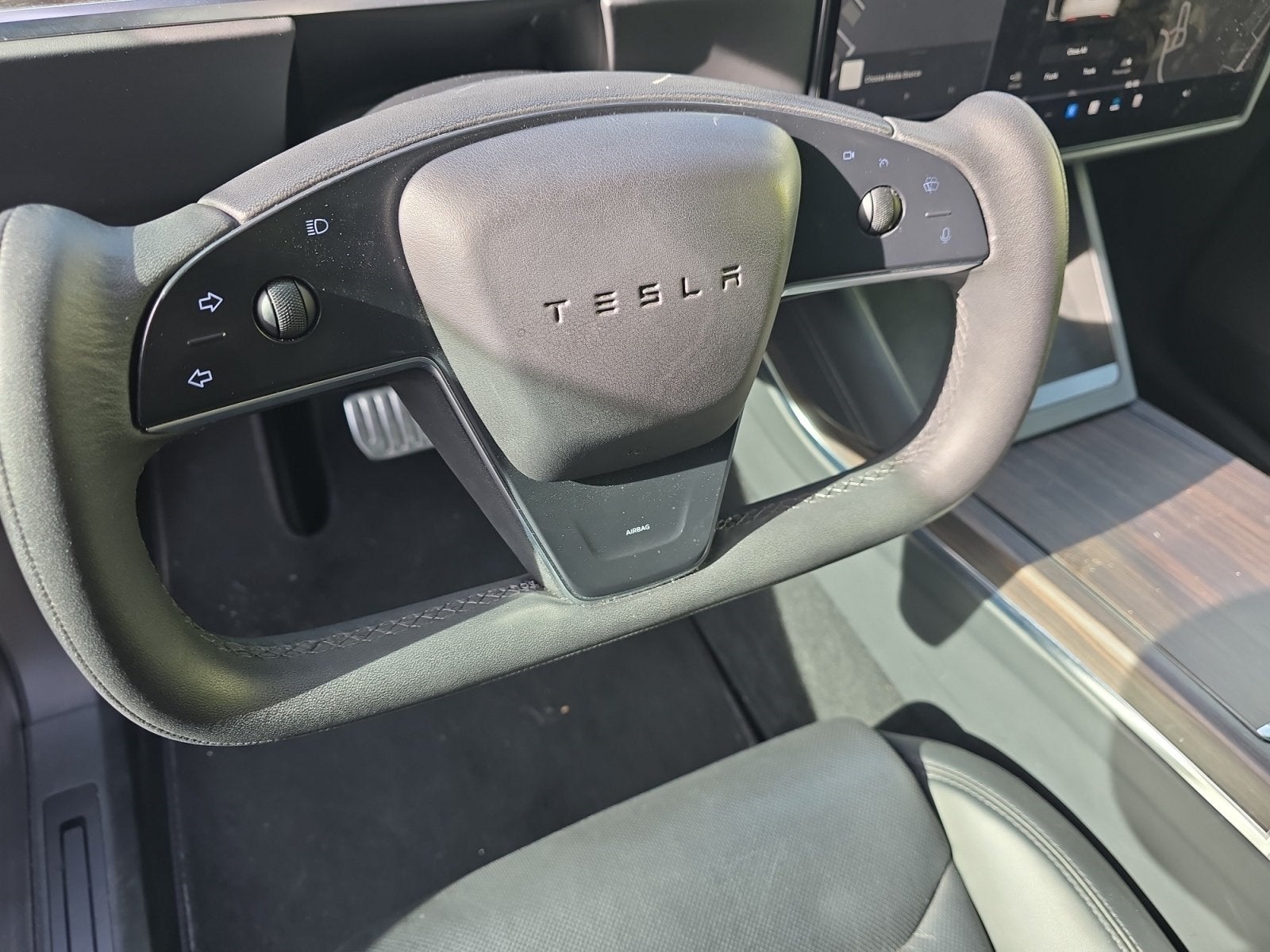 2022 Tesla Model X Base