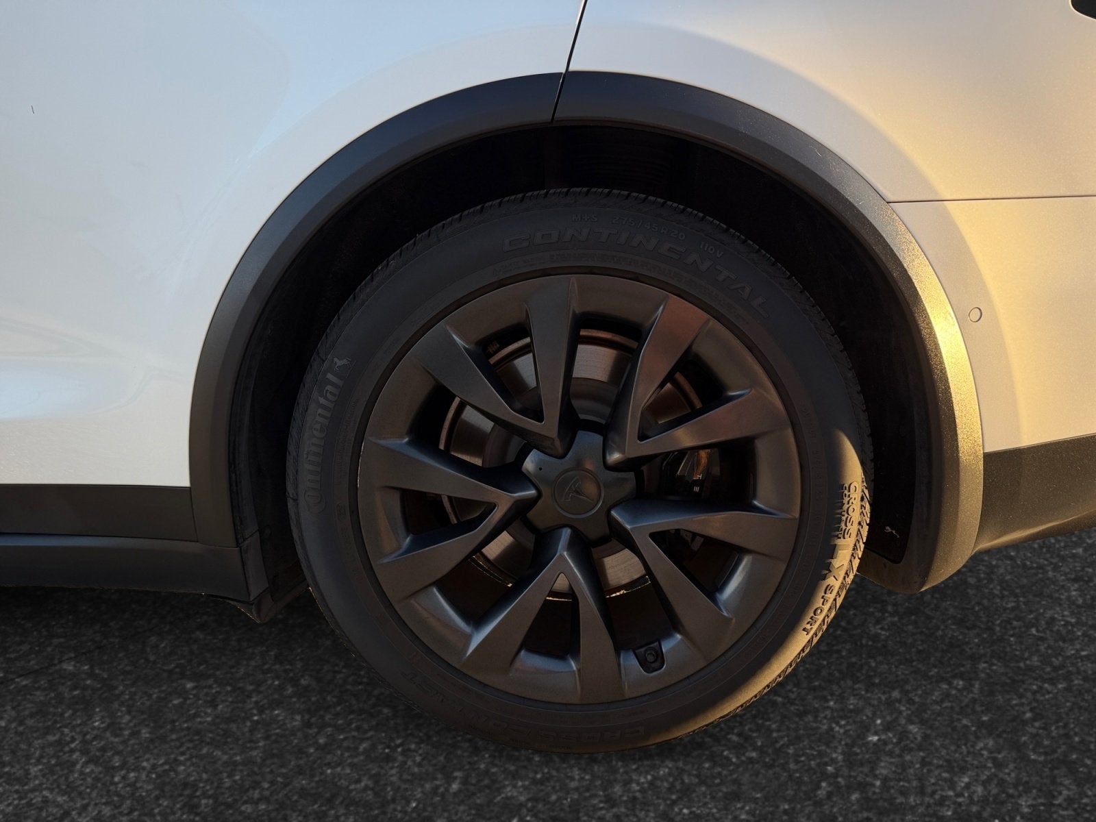 2022 Tesla Model X Base