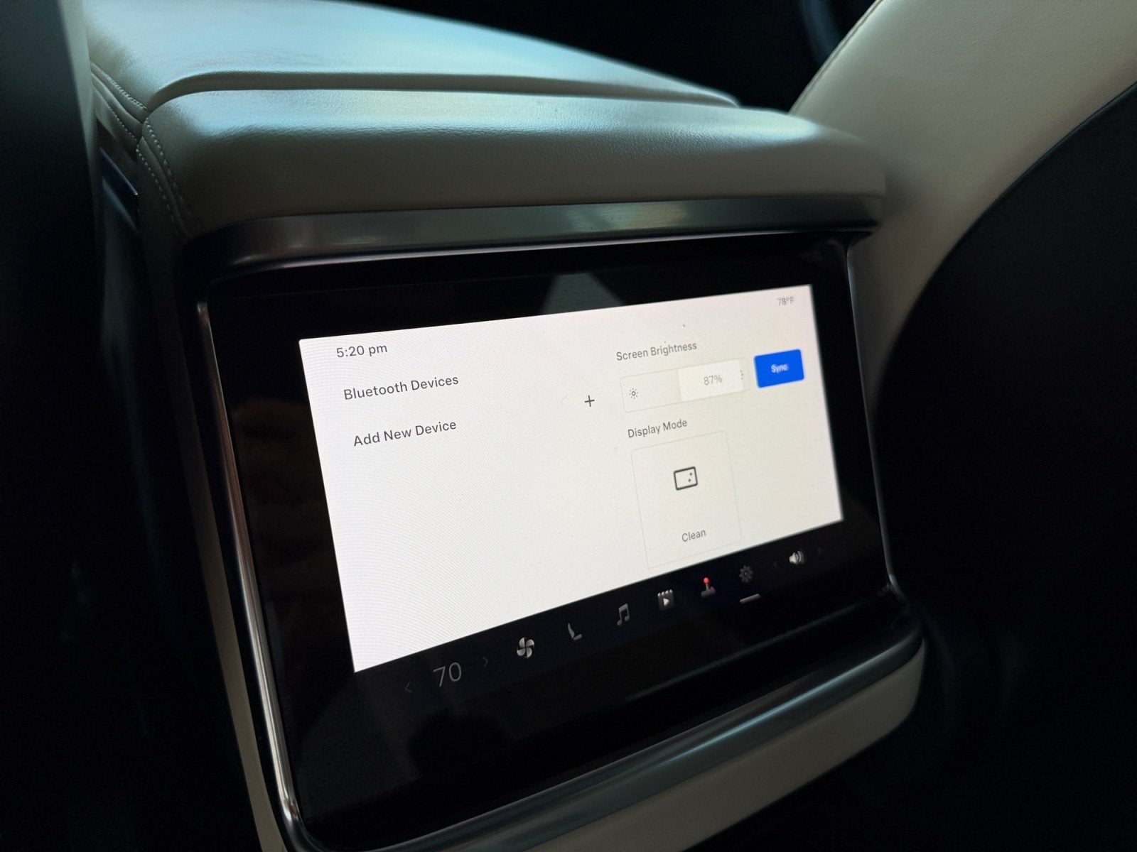 2022 Tesla Model X Base