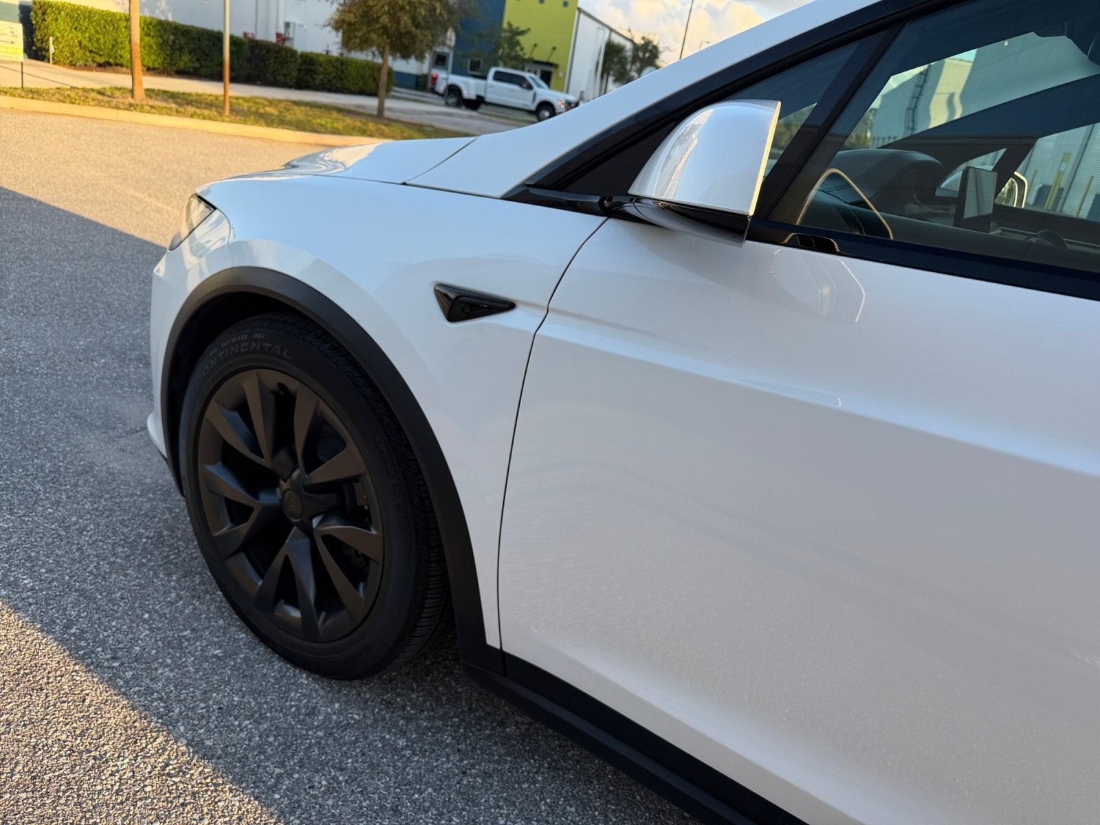 2022 Tesla Model X Base