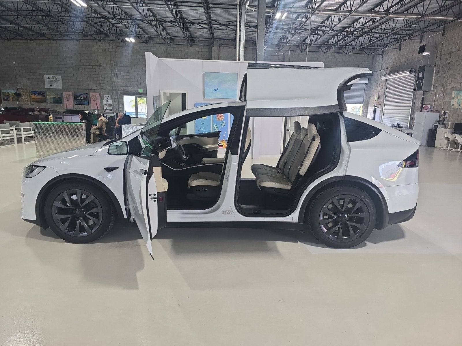 2022 Tesla Model X Base