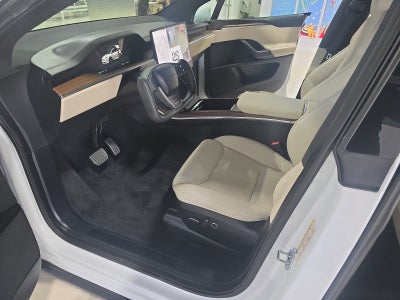 2022 Tesla Model X Base