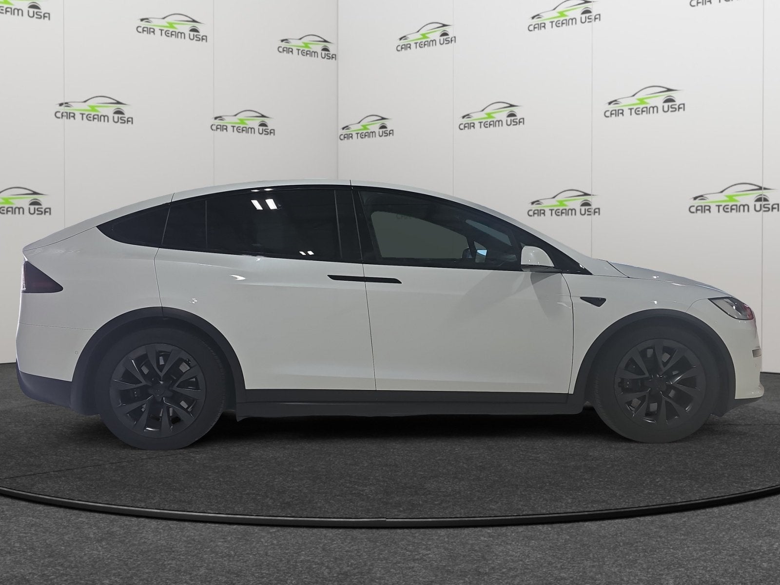 2022 Tesla Model X Base