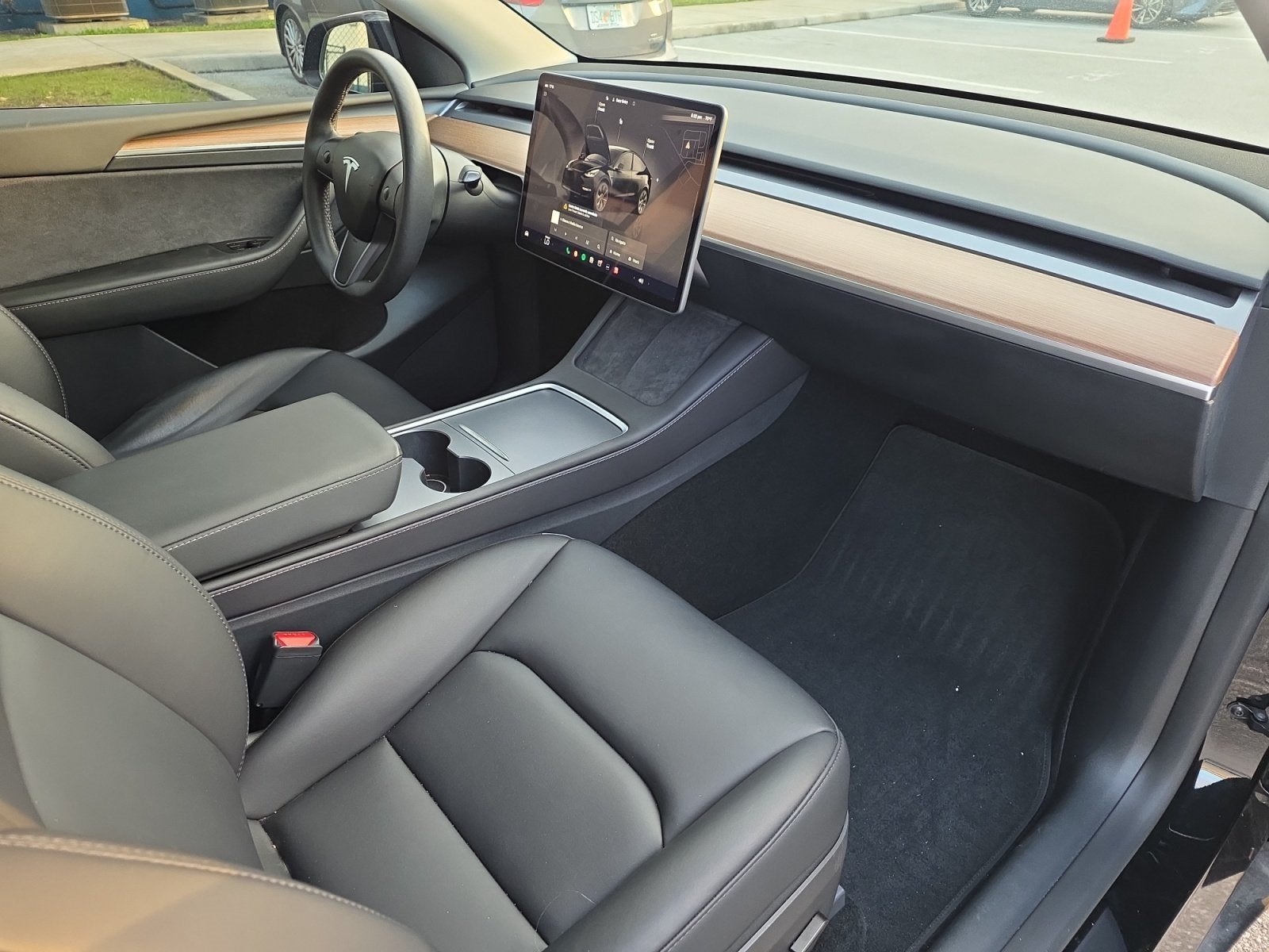 2025 Tesla Model Y Long Range