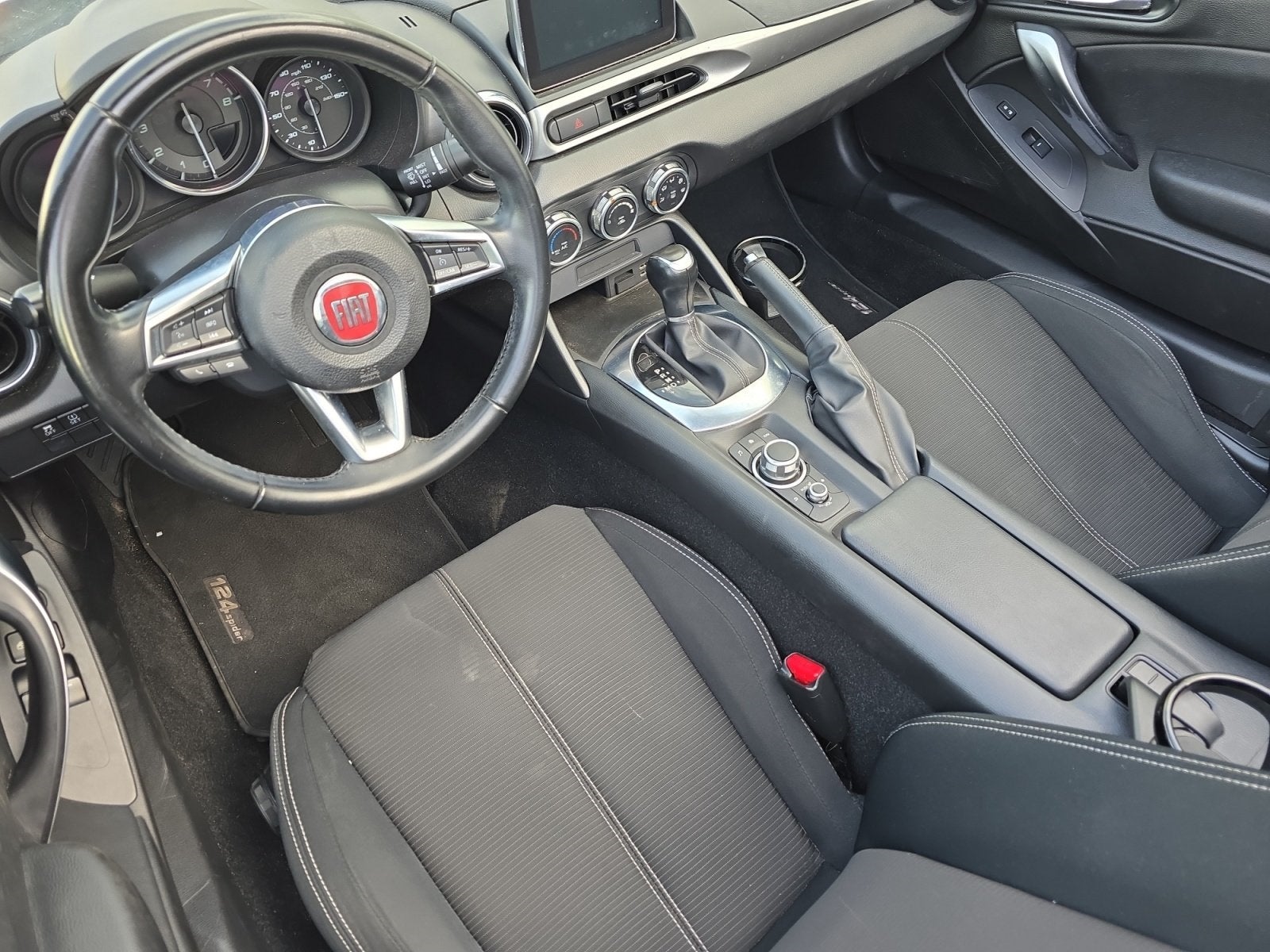 2019 FIAT 124 Spider Classica Convertable