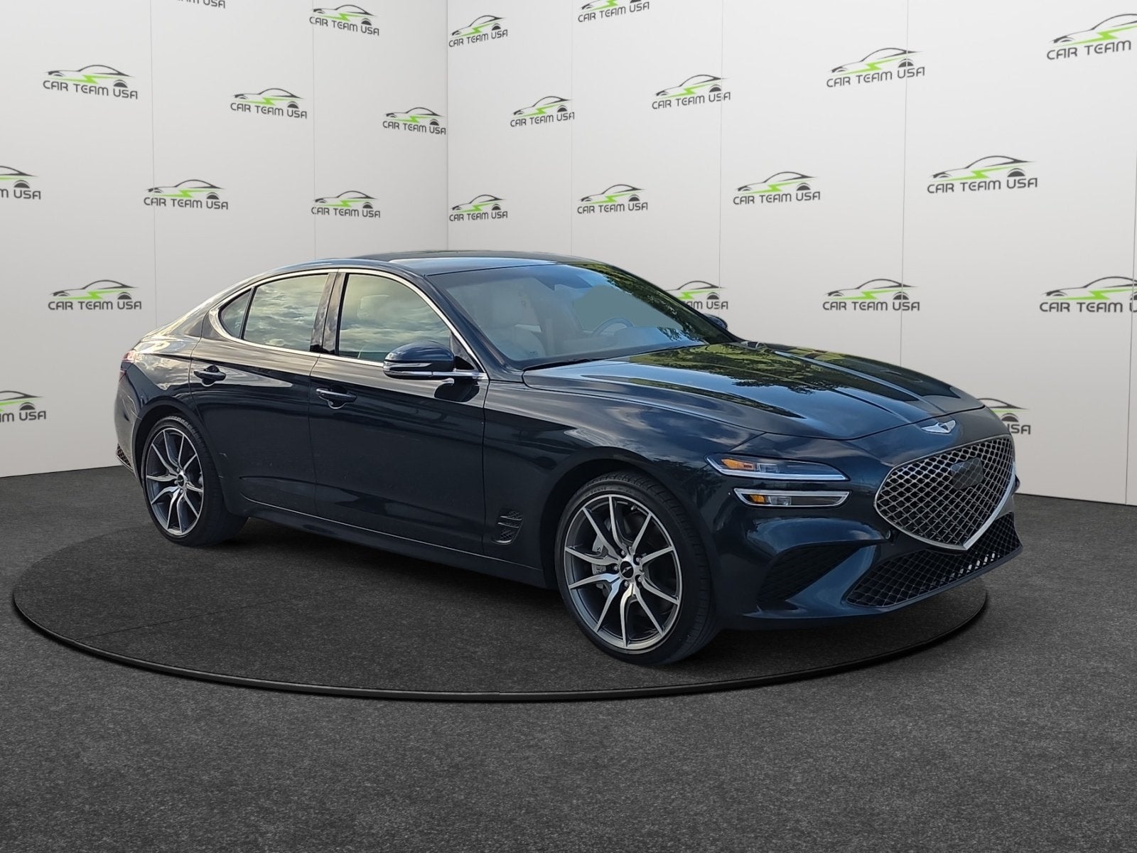 2024 Genesis G70 2.5T