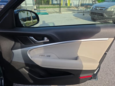 2024 Genesis G70 2.5T