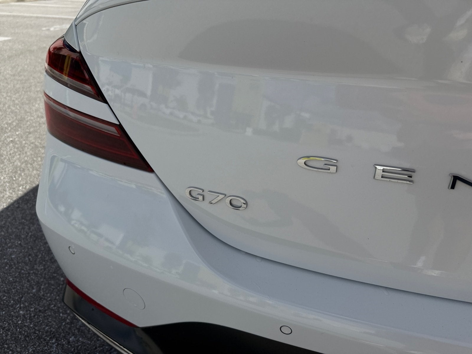 2025 Genesis G70 2.5T