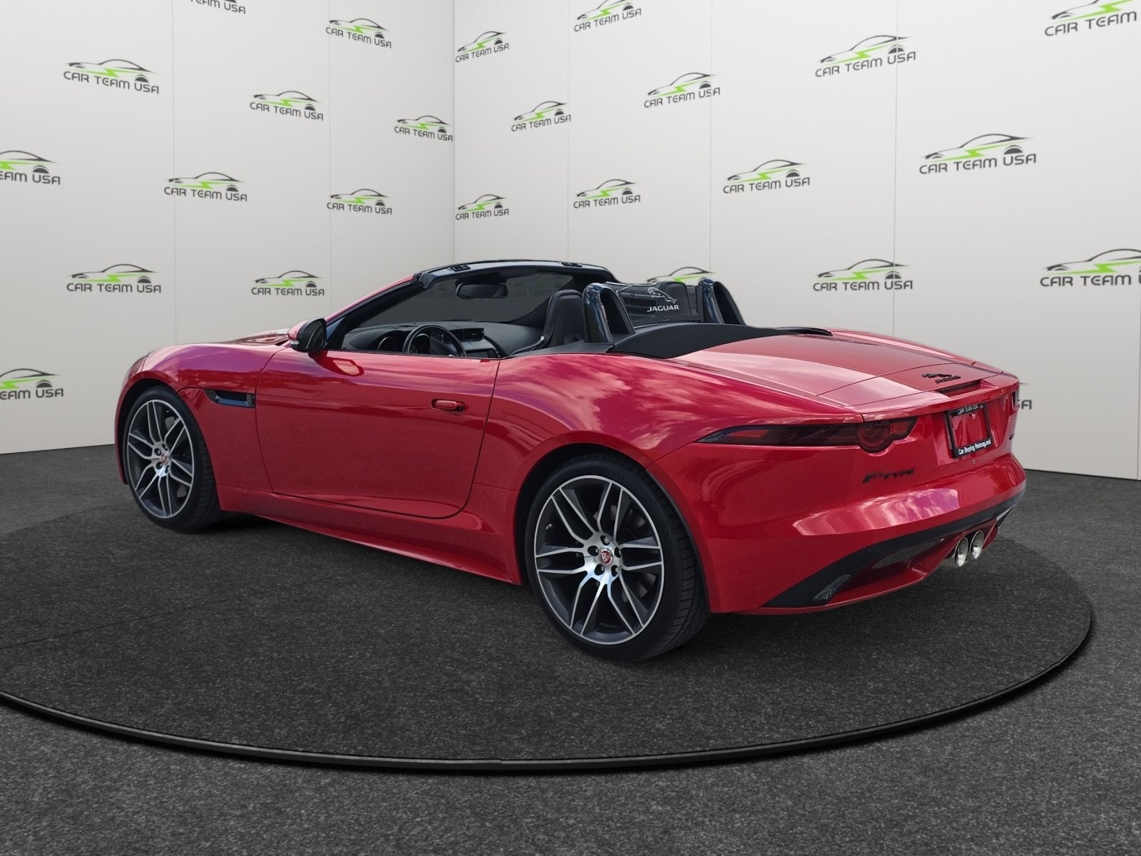 2018 Jaguar F-TYPE R-Dynamic