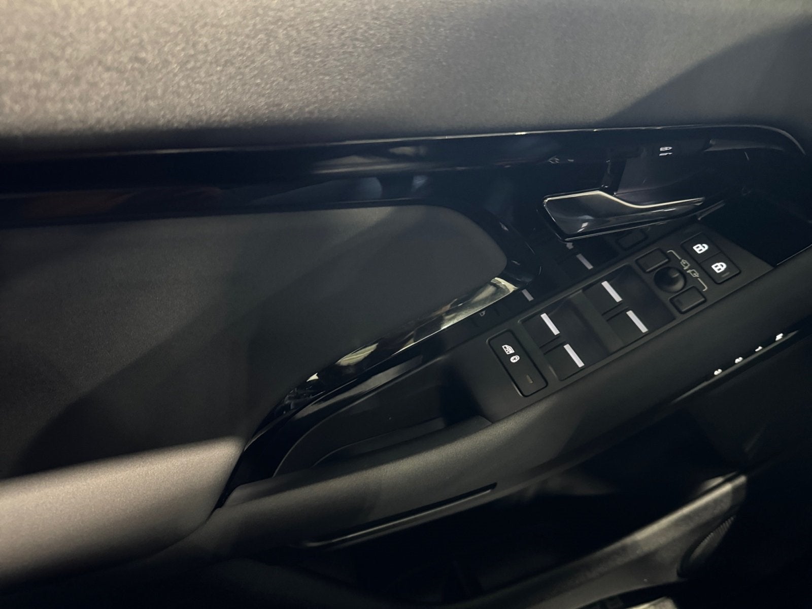 2025 Land Rover Range Rover Evoque Dynamic