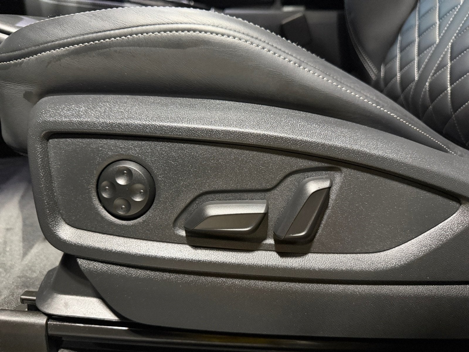 2024 Audi SQ5 Premium Plus quattro