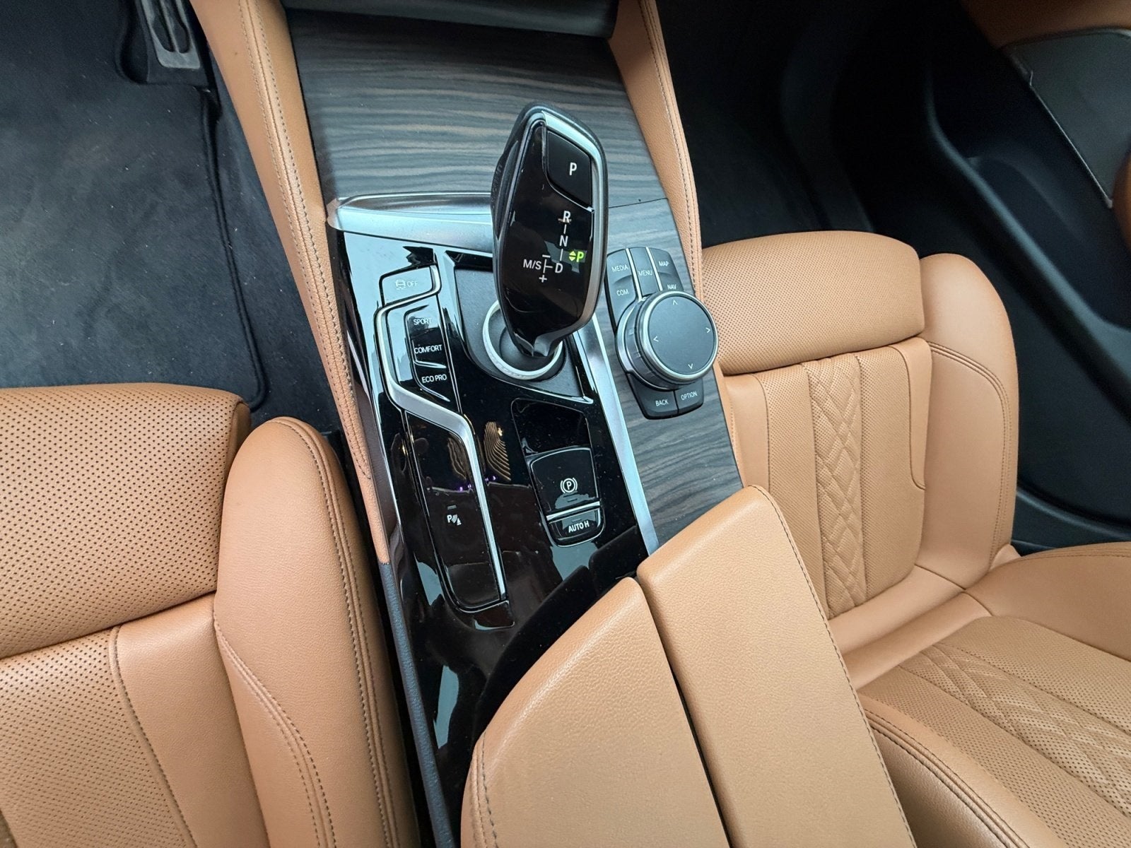 2022 BMW 5 Series 540i