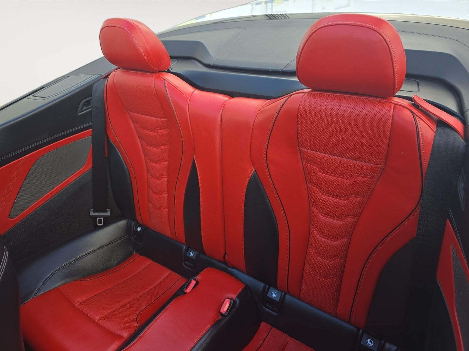 2022 BMW 8 Series 840i