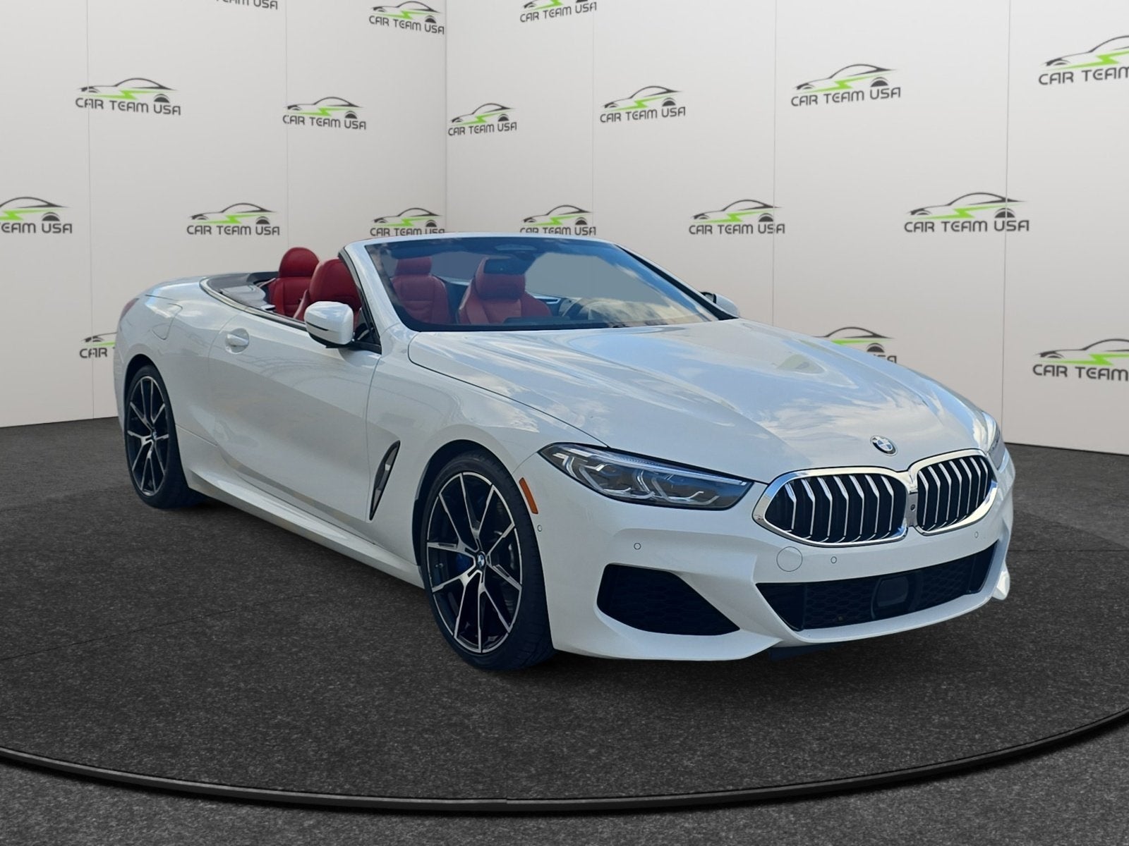 2022 BMW 8 Series 840i