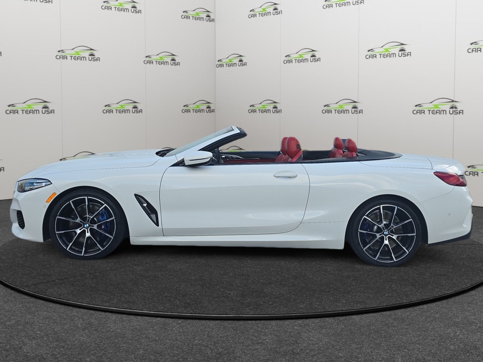 2022 BMW 8 Series 840i