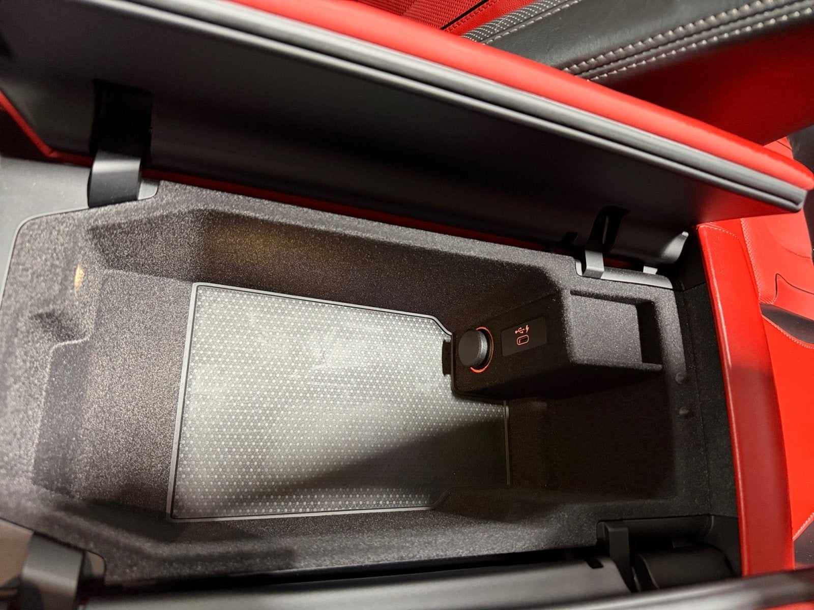 2022 BMW 8 Series 840i