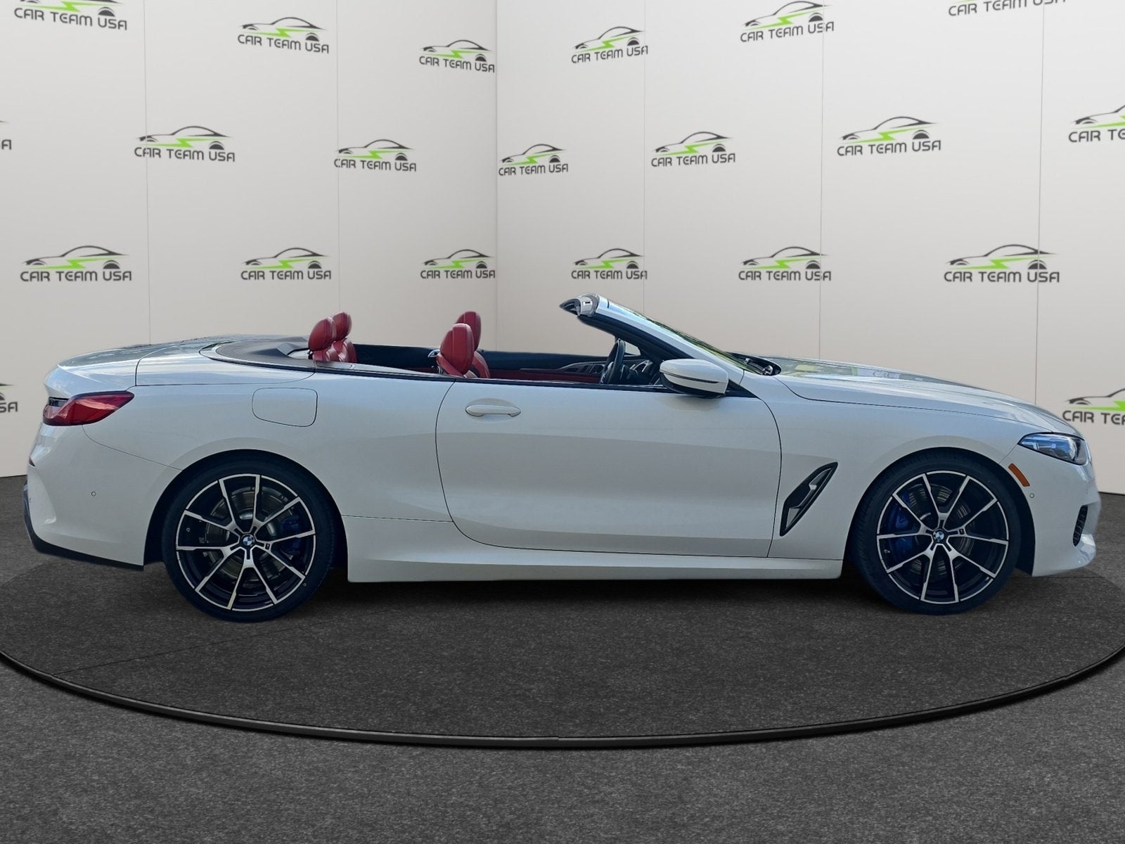 2022 BMW 8 Series 840i